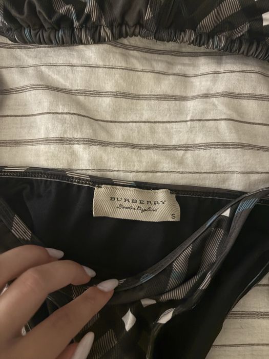 Бански Burberry