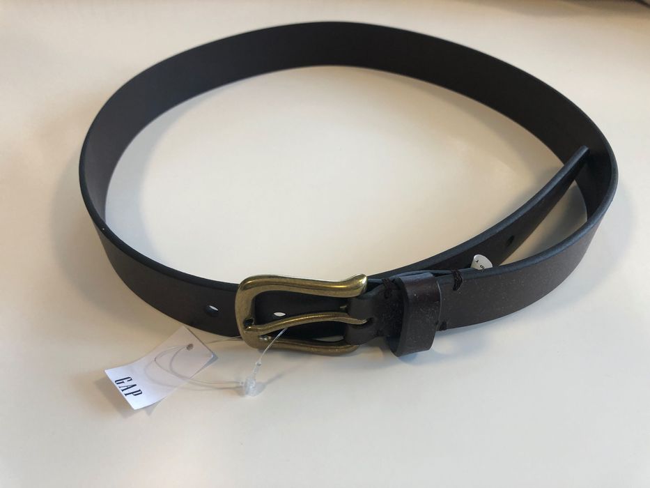 Кожен колан на GAP