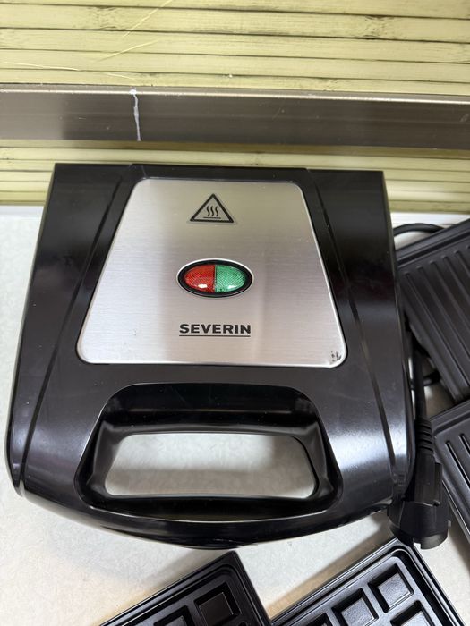 Тостер за сандвичи Severin 3in1