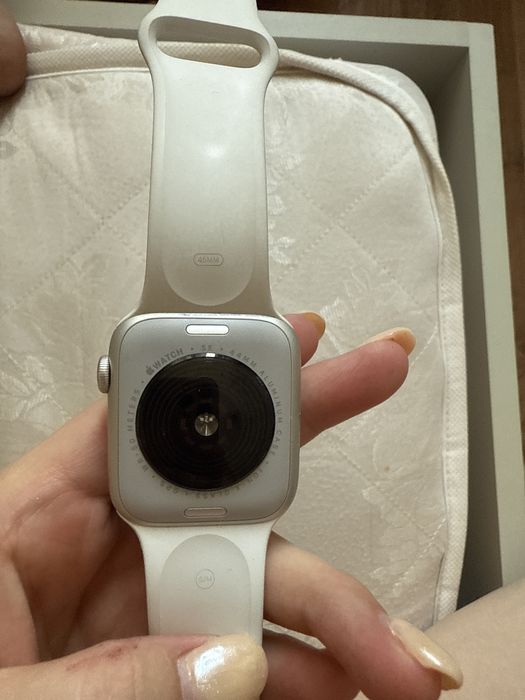 Apple watch se 6 44 мм