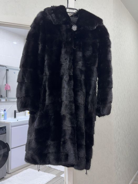 Продам норковую шубу