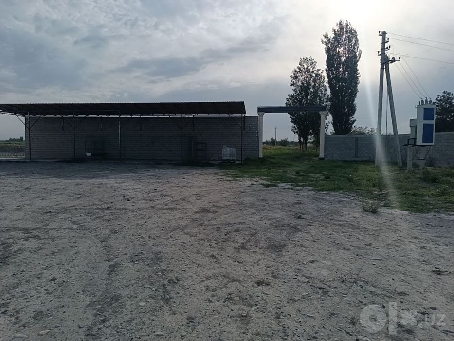 Нотурар бино, ишлаб чикариш учун, майдони 40 сутих
