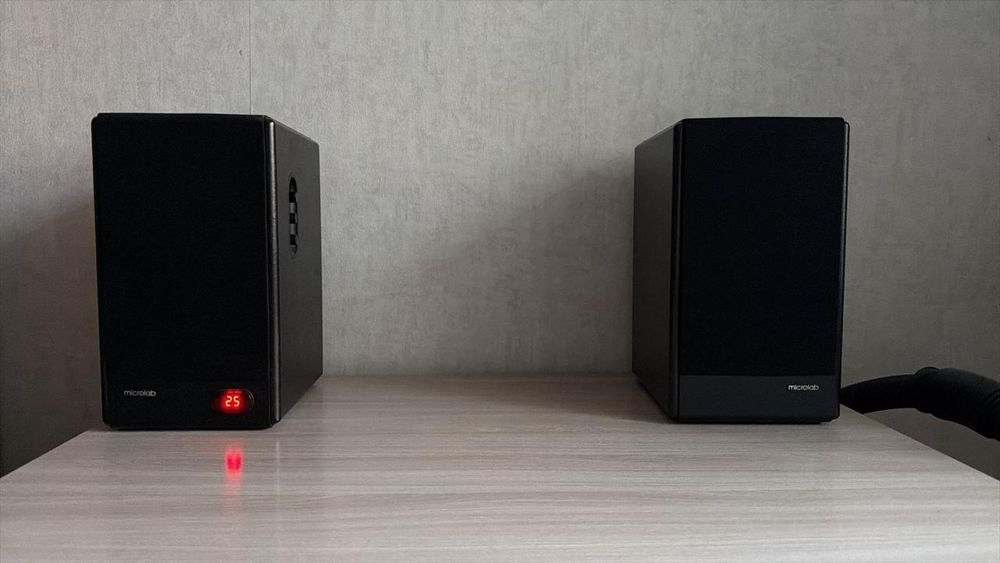 Продам колонки Microlab