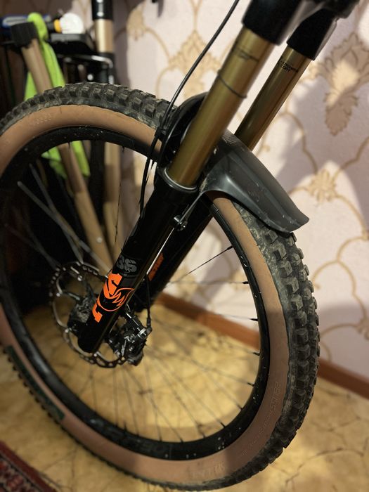 Продам Intense Primer Pro 29 2020