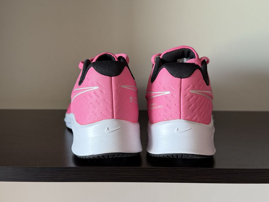 Nike Star Runner 2 GS 36номер 23см Стелка Нови без Кутия