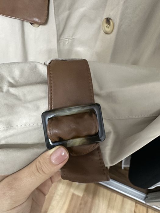 Плащ с кожанными вставками