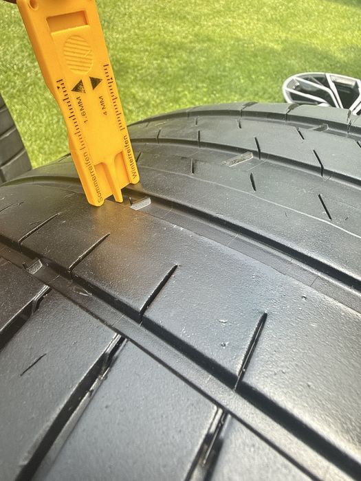 Anvelopa Michelin pilot sport 4 ZP 275/35/R19