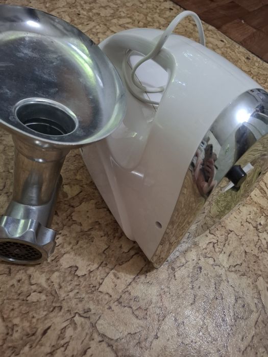 Мясорубка Elenberg