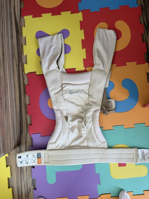 Ергономична раница Ergobaby Embrace Soft Air Mesh, Cream