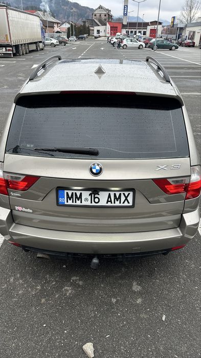 Vând BMW X3 4X4 întreținut