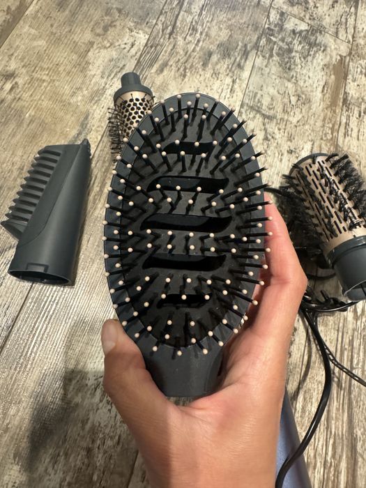 Perie rotativa Babyliss Cristina Ich