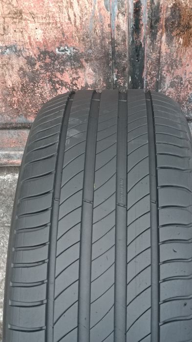 225/50/17 Michelin