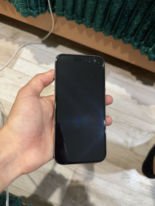 iPhone 15 pro (256GB)