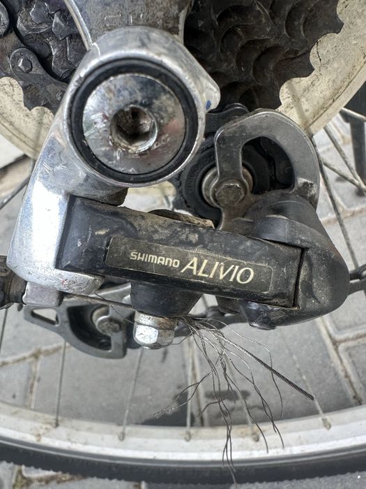 Vand doua biciclete  trekking/oraș