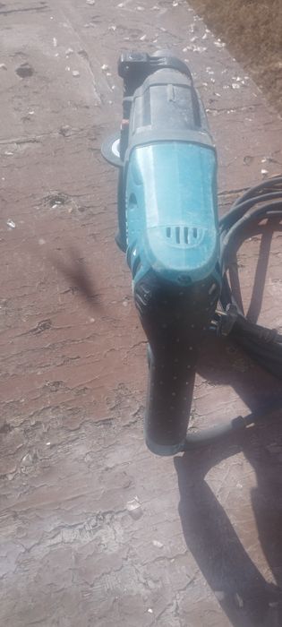 Перфоратор Макита