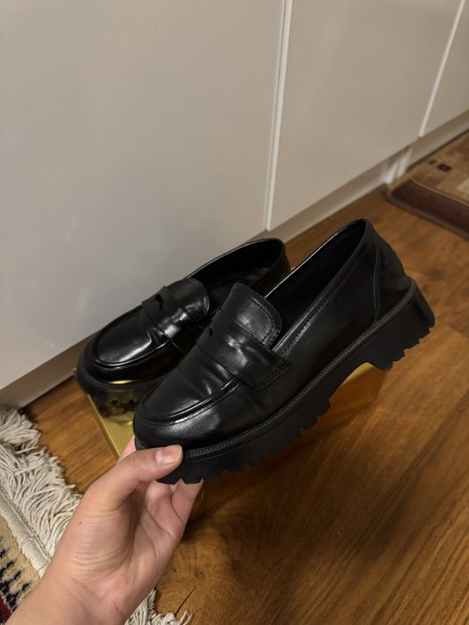 Продам обувь за 1500