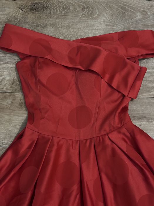 Rochie rosie de ocazie