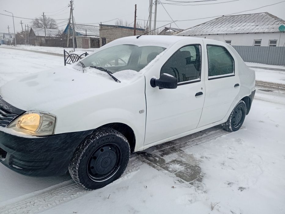 Рено Логан 2014года. Газ Бензин