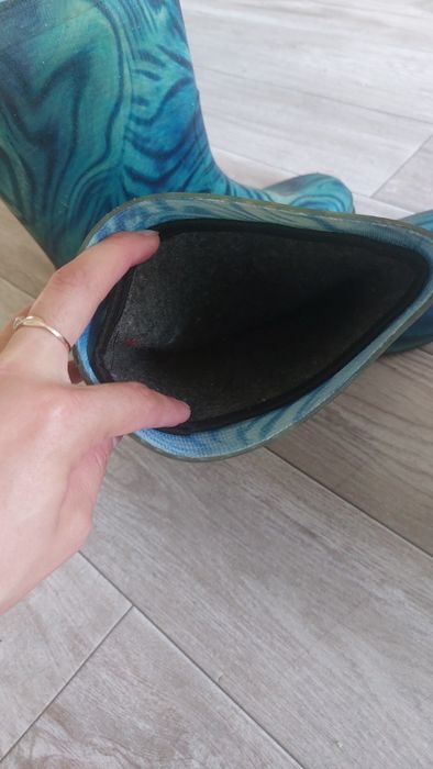 Резиновые сапоги