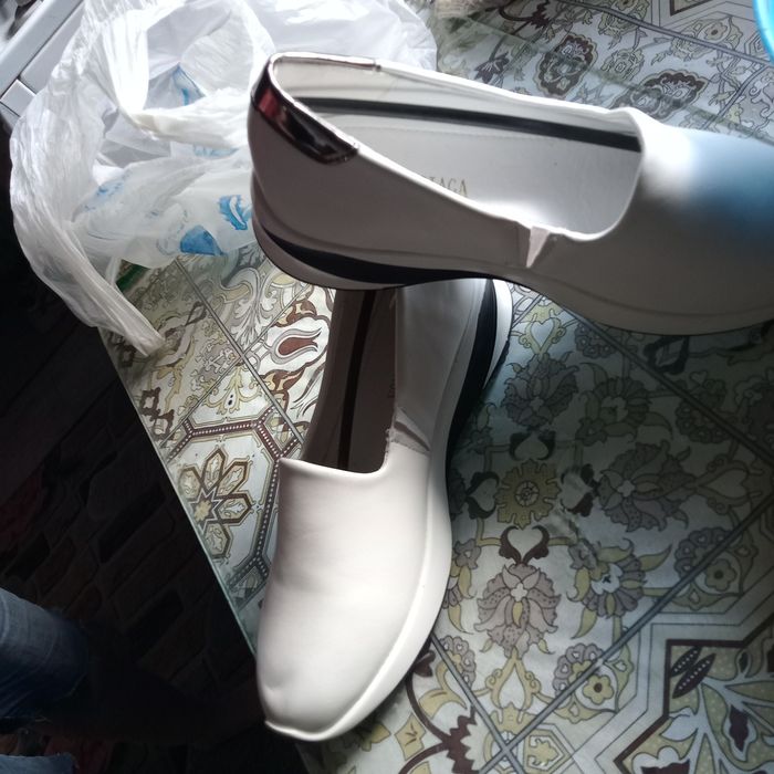 Белые тапочки размер 35-36