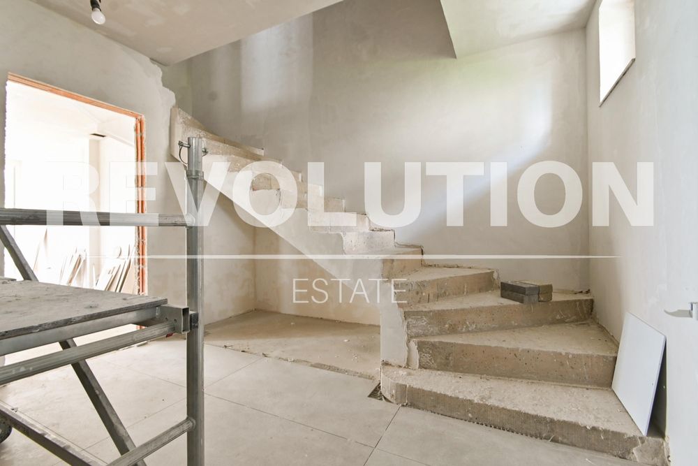 Дава се под наем Къща в София, Кръстова вада - 200 кв.м за 3000 € - Снимка #14