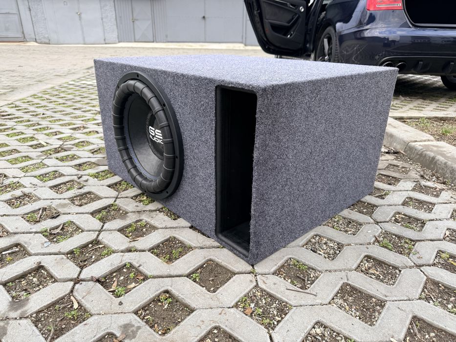 De vanzare subwoofer auto GS Audio si baterii,procesor,amplificatoare