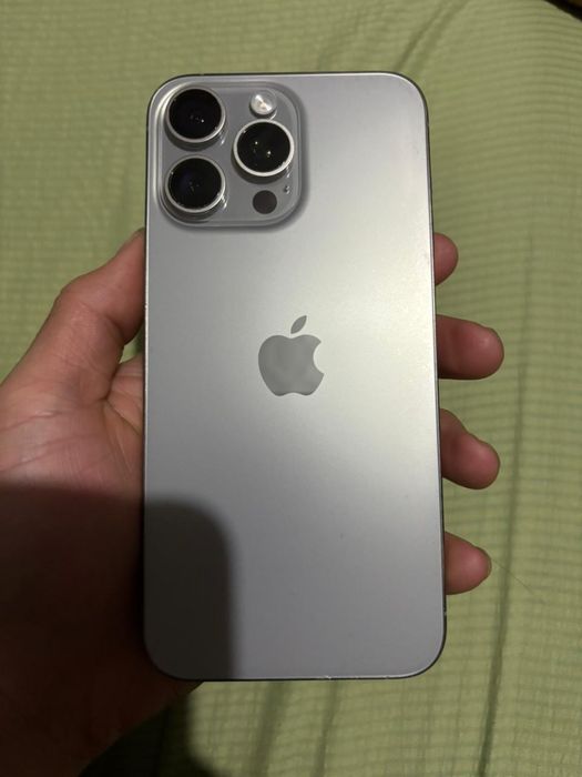 Айфон15 про макс 256гб ёомкост 89