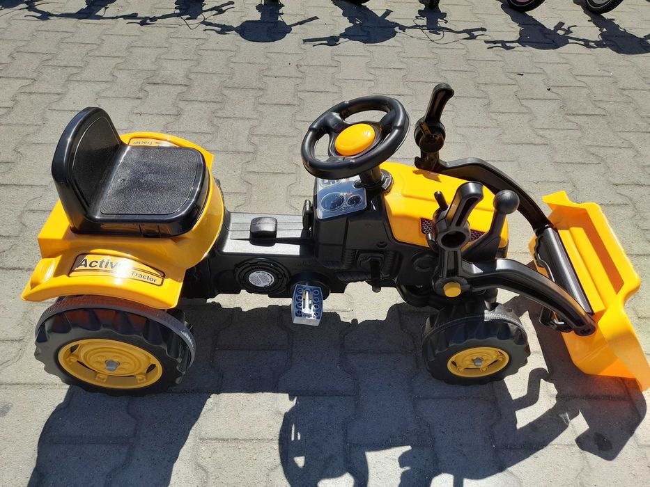 PILSAN Трактор Active с гребло 07315