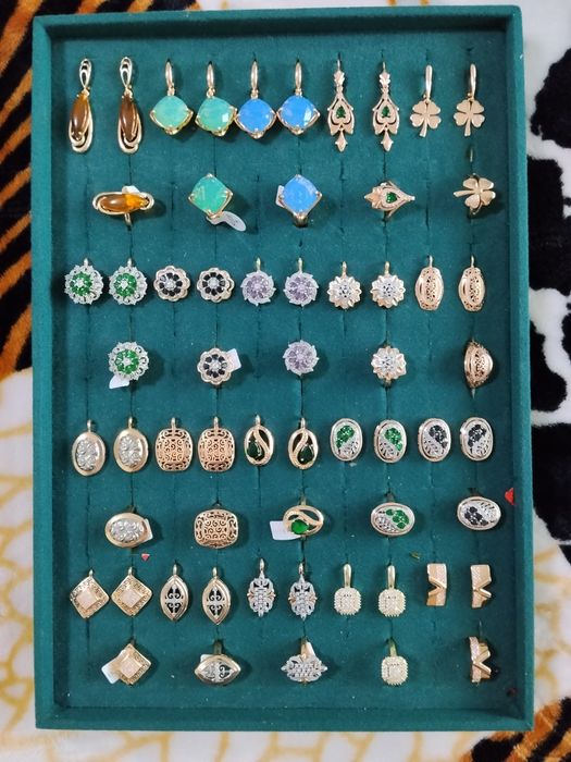 Браслеты, наборы, цепочки