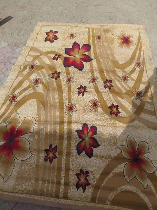 Ұстанған кілемдер  сатамын