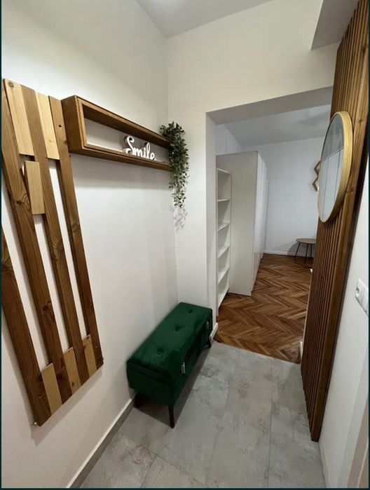 Vând garsonieră modernă