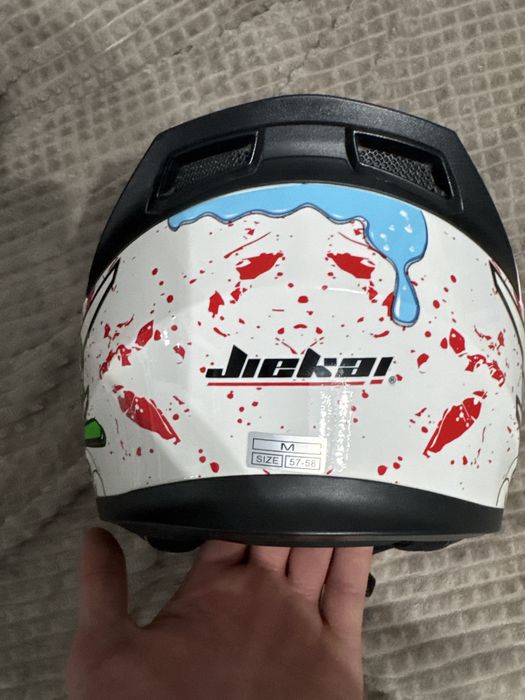 Продам Мотошлем.