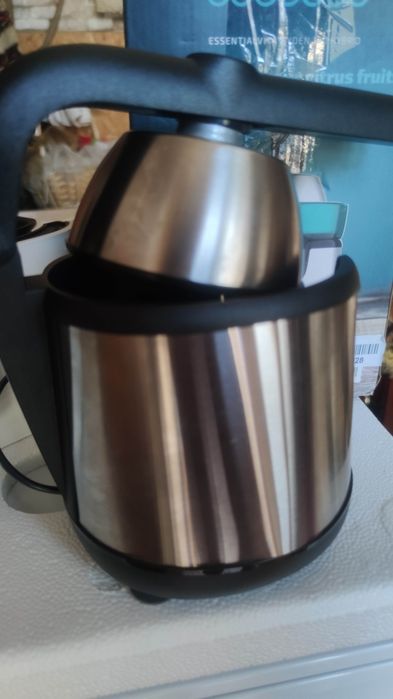 Продавам цитрос преса