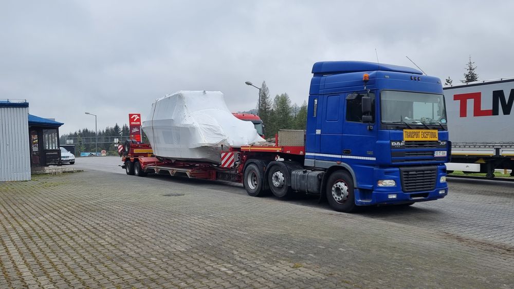 Transport Combine Utilaje Agricole și de Constructii