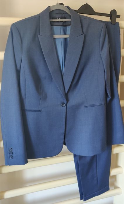 Costum office Dika cu pantaloni albastru deschis