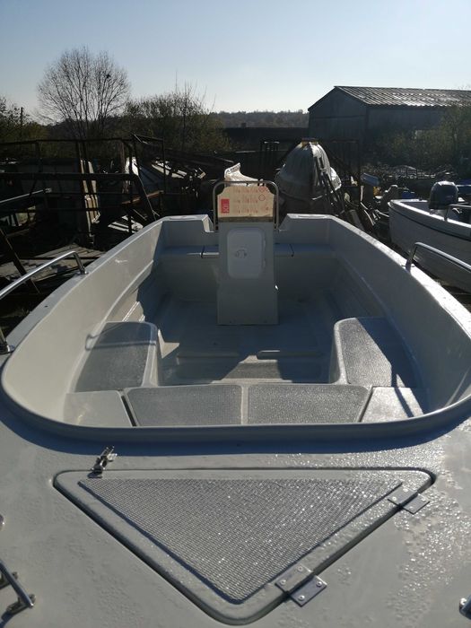 Barca + motor+peridoc