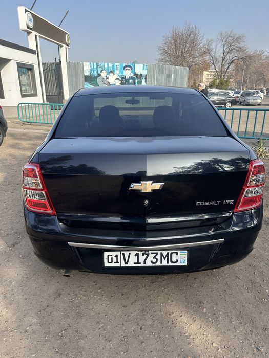 Cobalt sotiladi. 1 ta odam haydagan