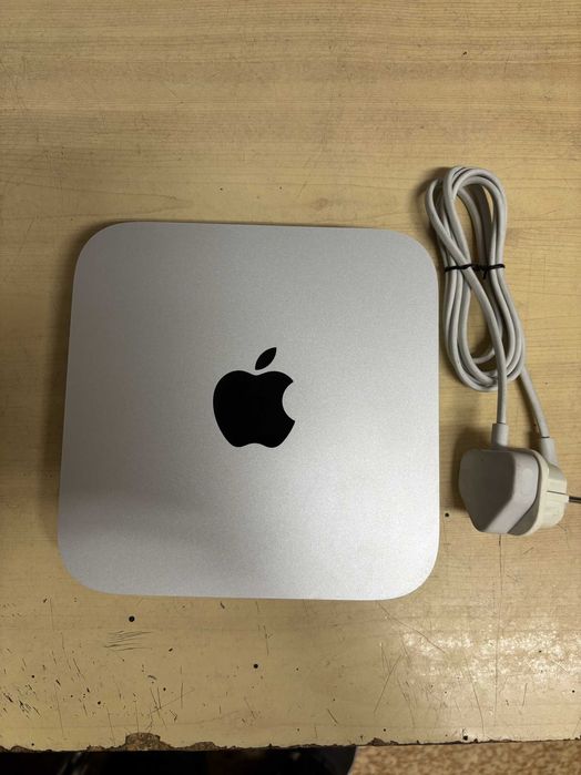 Apple Mac Mini Late 2014 + Apple Magic Mouse