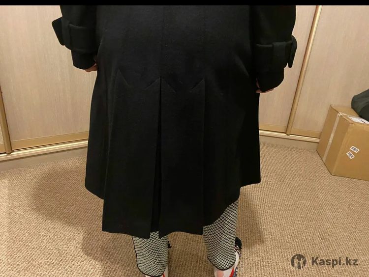 Женское пальто Hugo Boss