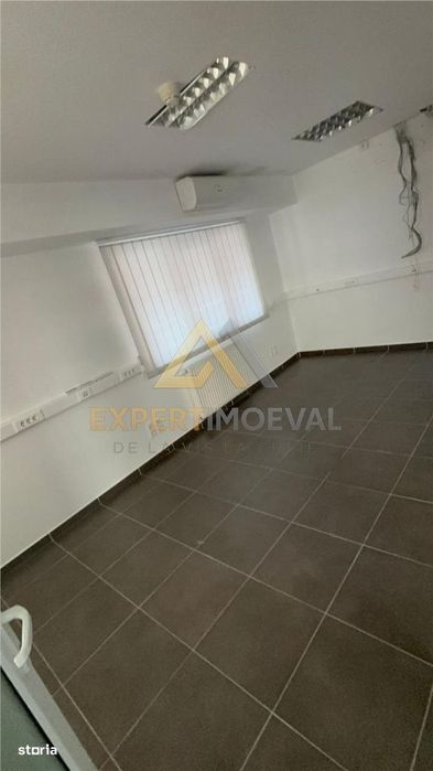 Spatiu comercial parter 141.75 mp utili Aleea Olteniei