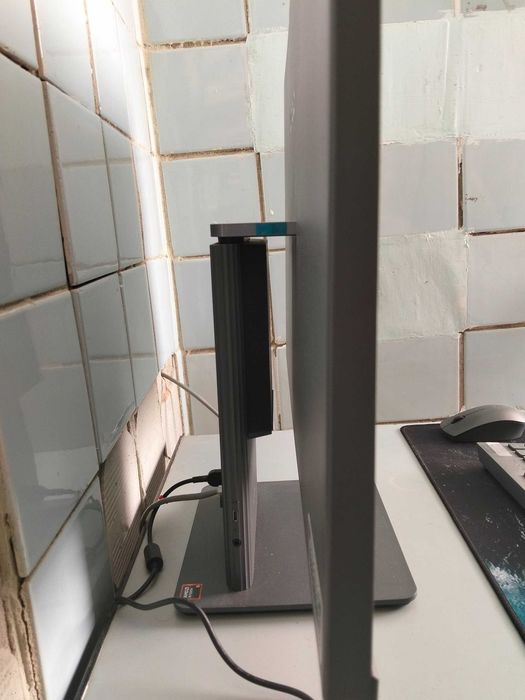 Lenovo IdeaCentre 27 | Ryzen 5 8645HS | 16GB DDR5 | 1TB SSD