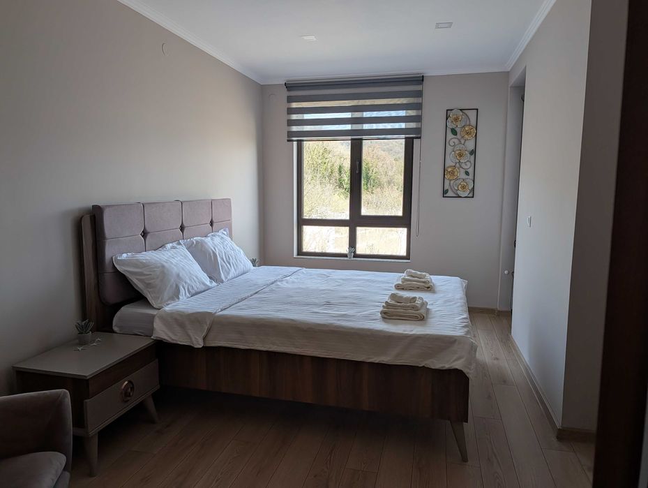 Дава се под наем Тристаен апартамент в София, Център - 80 кв.м за 55 € - Снимка #3