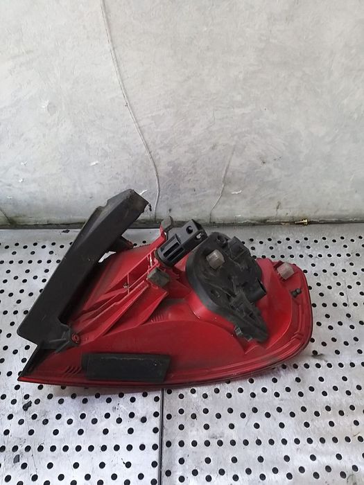 Stop tripla lampa stanga audi a4 b8 8k limuzina