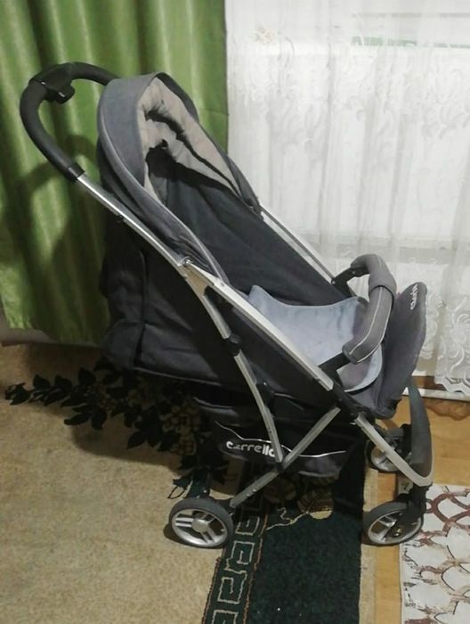 Продам прогулочную коляску