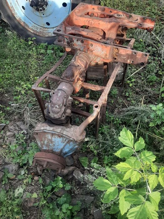 Продаётся передний мост на МТЗ-82 Б/У