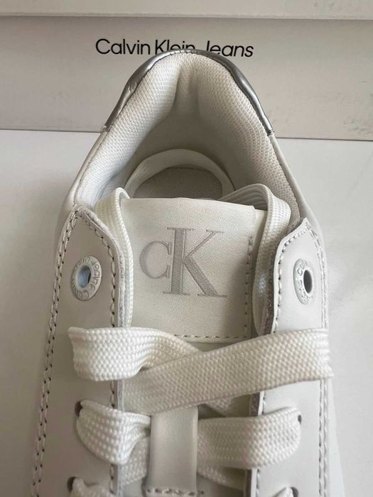 Нови дамски маратонки CALVIN KLEIN - Chunky Cupsole Laceup, 36 размер