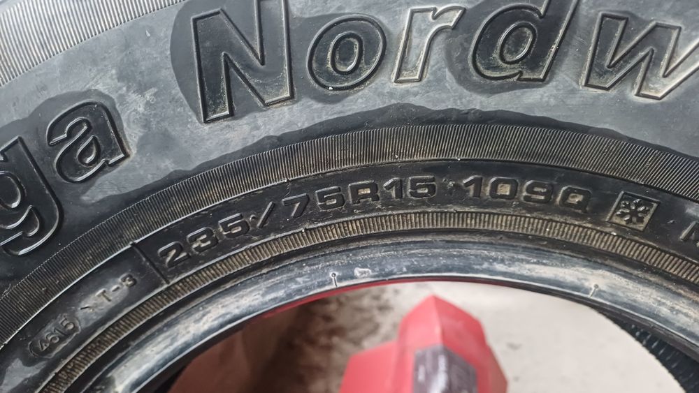 235/75 R15 донгелек сатылады