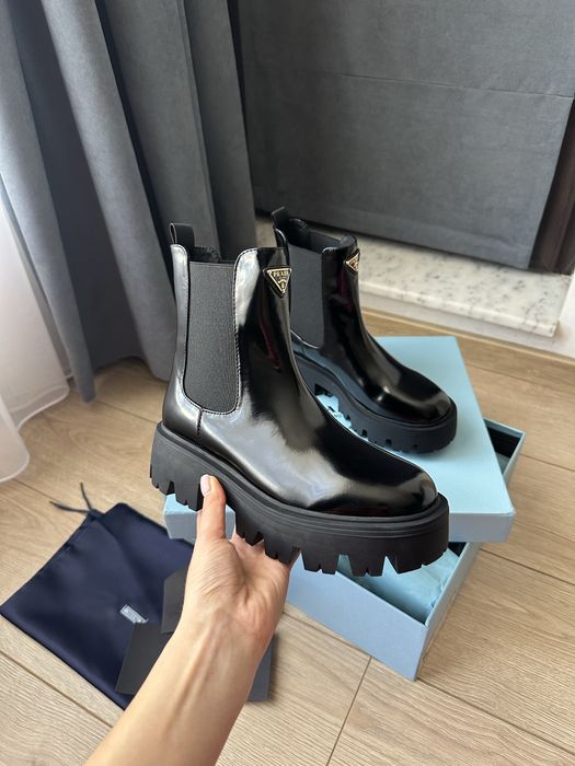 Дамски ботуши Prada