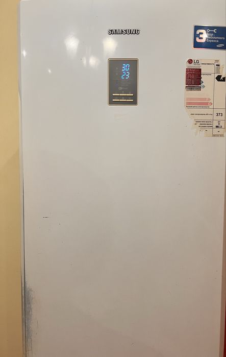 Продается холодильник Самсунг