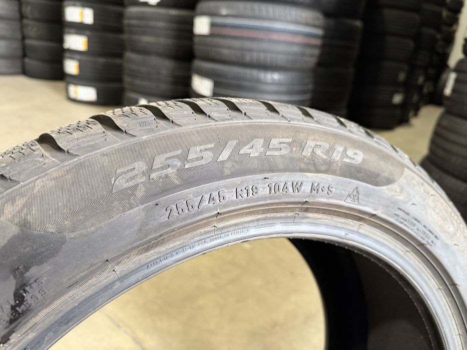 255/45/19 PIRELLI 4бр